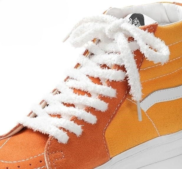 10mm Wide Polyester Flat Fuzzy Thick Shoe Laces for Sneakers and Casual Shoes Pair